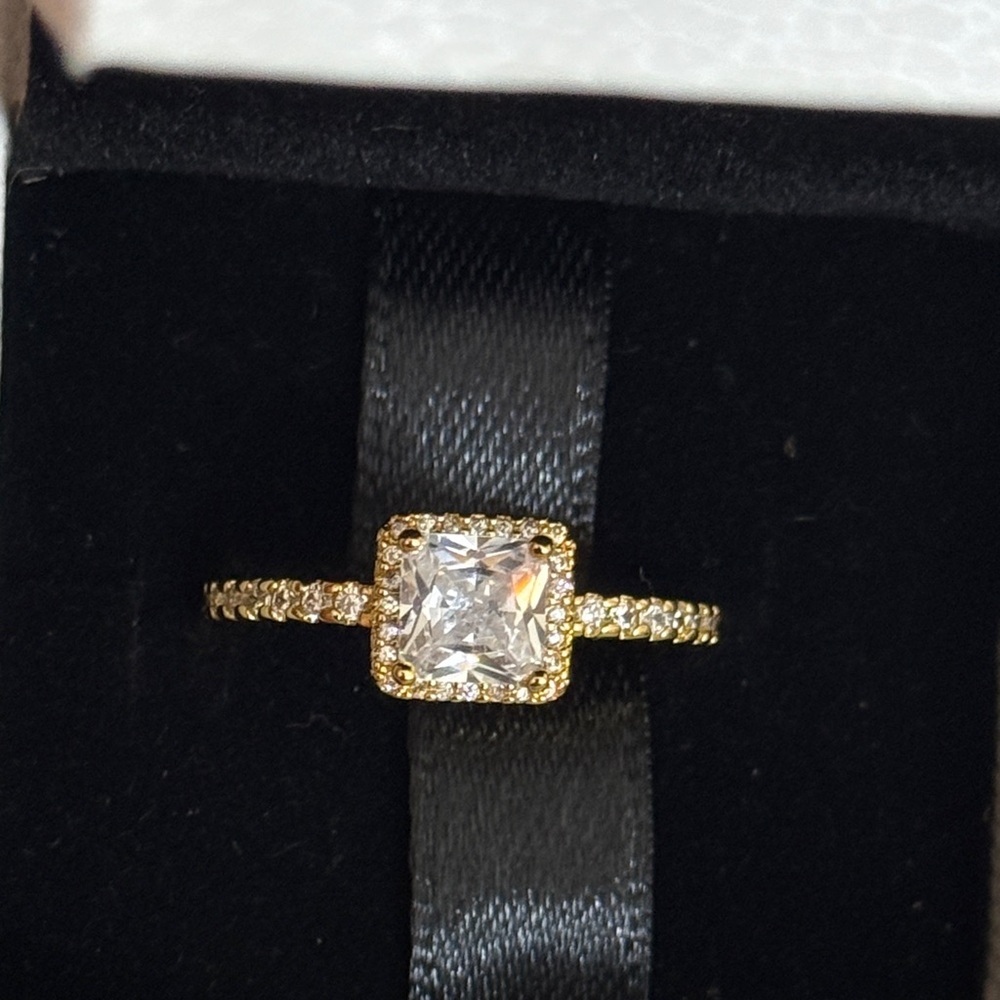 Pandora Gold Ring with Silver Sparkling Center - Picture 2 of 2